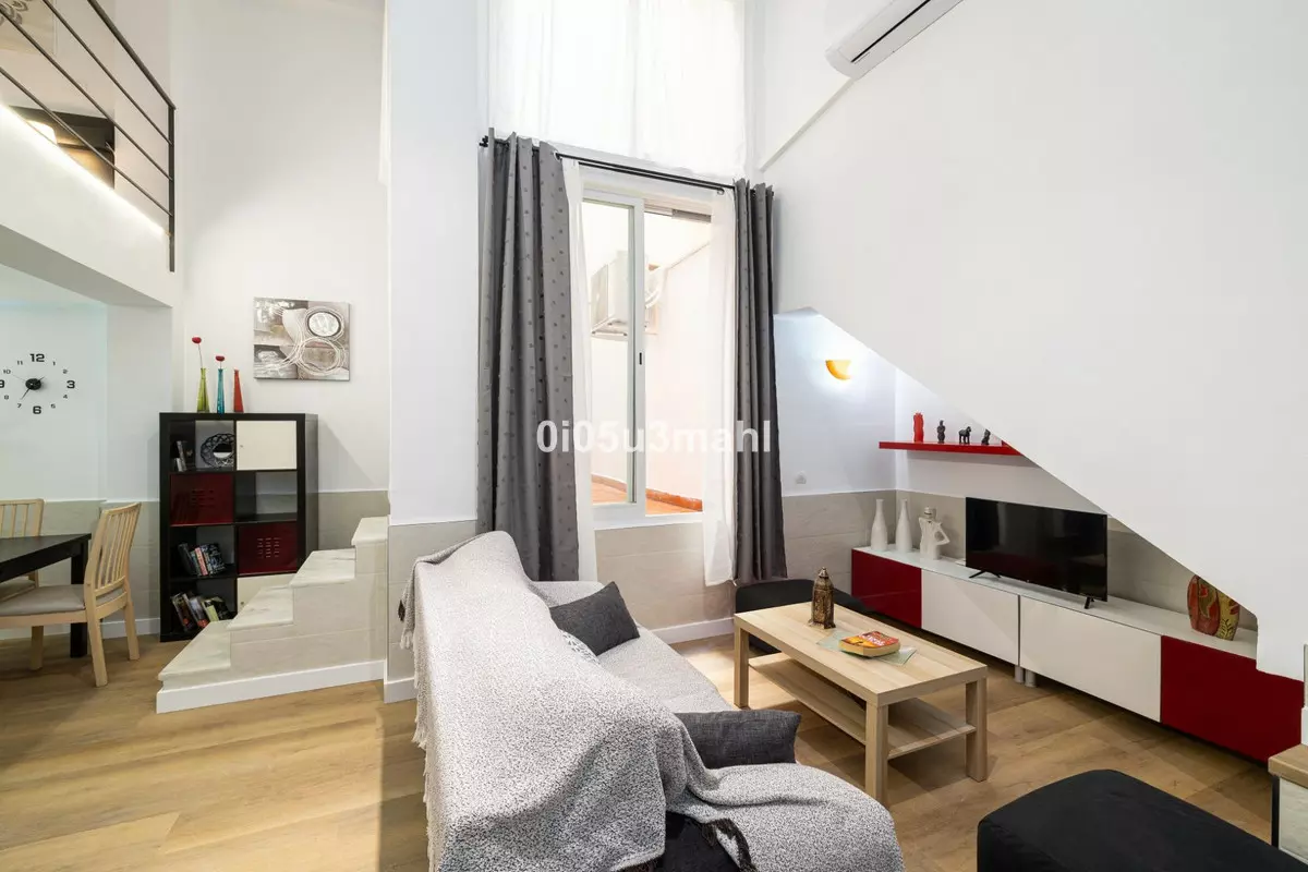 2-bedroom Apartment In Málaga, Spain (80 M²)