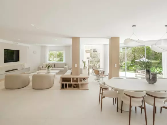 4-bedroom Town House In Benahavis, Spain (350 M²)