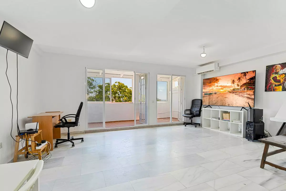 4-bedroom Town House In Benalmádena, Spain (140 M²)