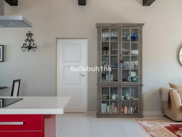 2-bedroom Apartment In Marbella, Spain (126 M²)