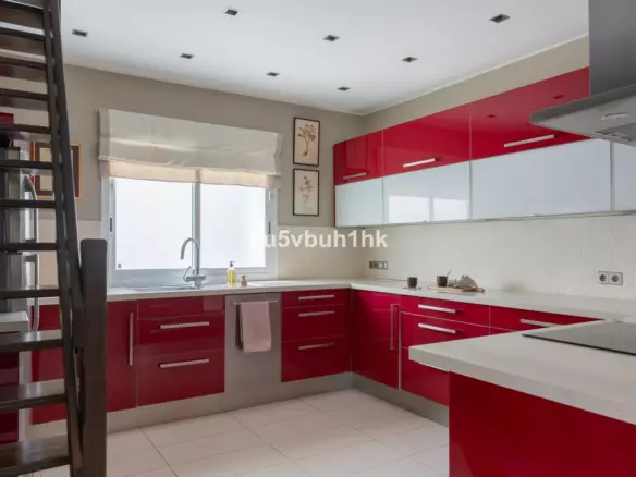 2-bedroom Apartment In Marbella, Spain (126 M²)
