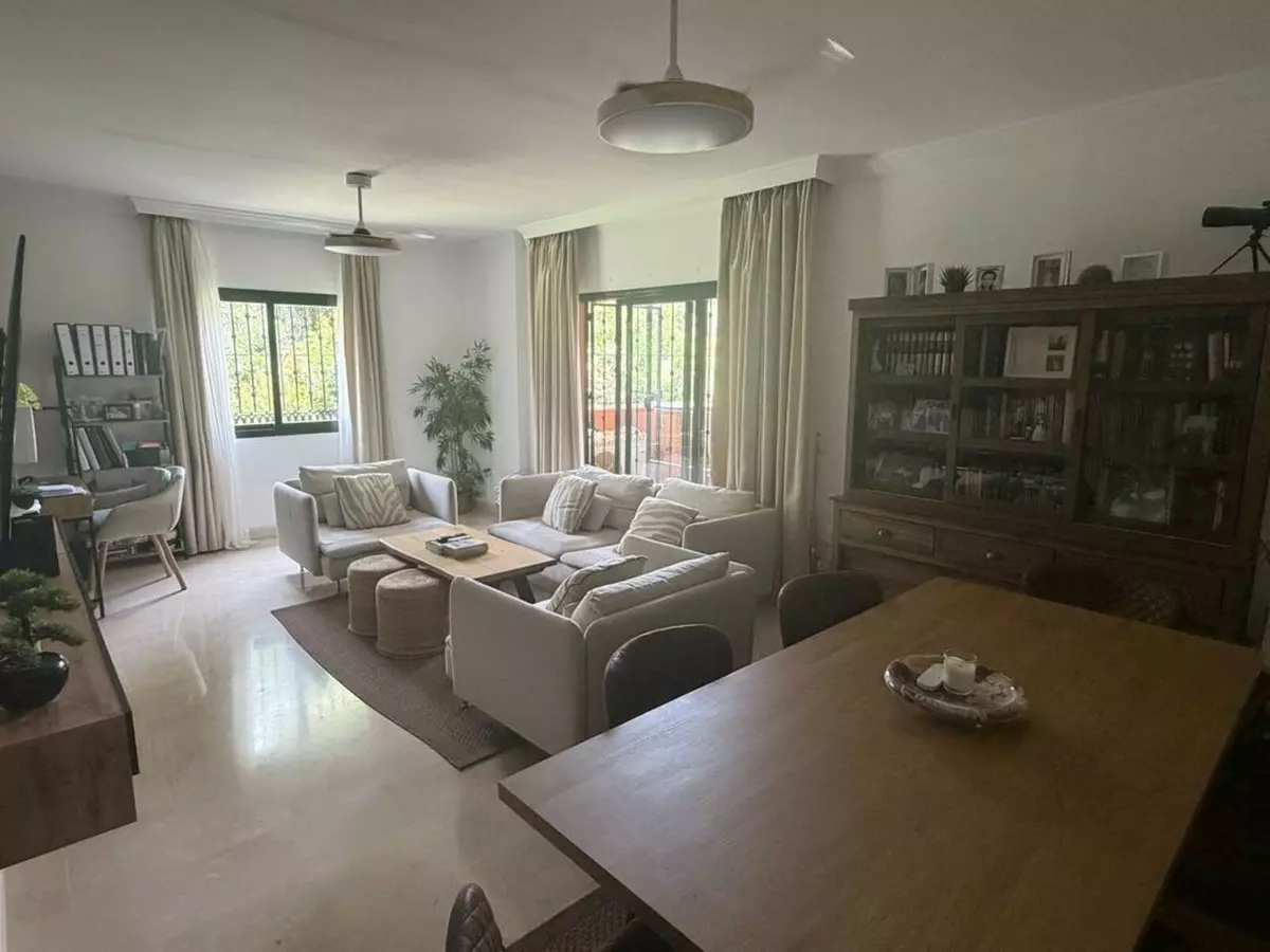 3-bedroom Apartment In Marbella, Spain (100 M²)