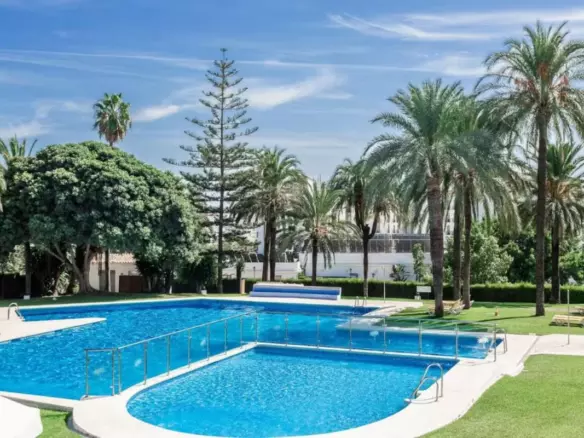 2-bedroom Apartment In Marbella, Spain (95 M²)