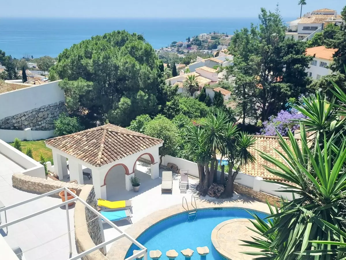 5-bedroom Villa In Benalmádena, Spain (364 M²)