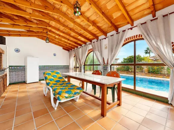 7-bedroom Villa In Benalmádena, Spain (399 M²)