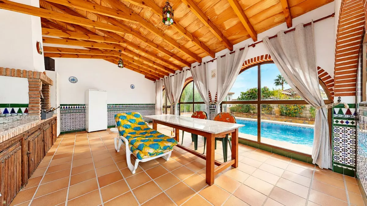 7-bedroom Villa In Benalmádena, Spain (399 M²)