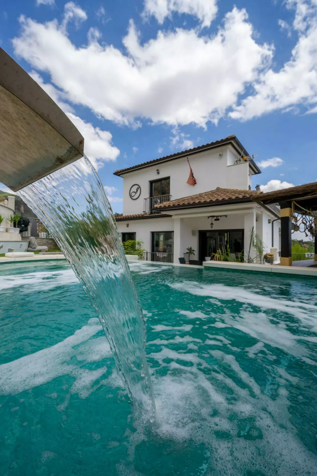 3-bedroom Villa In Casarabonela, Spain (232 M²)
