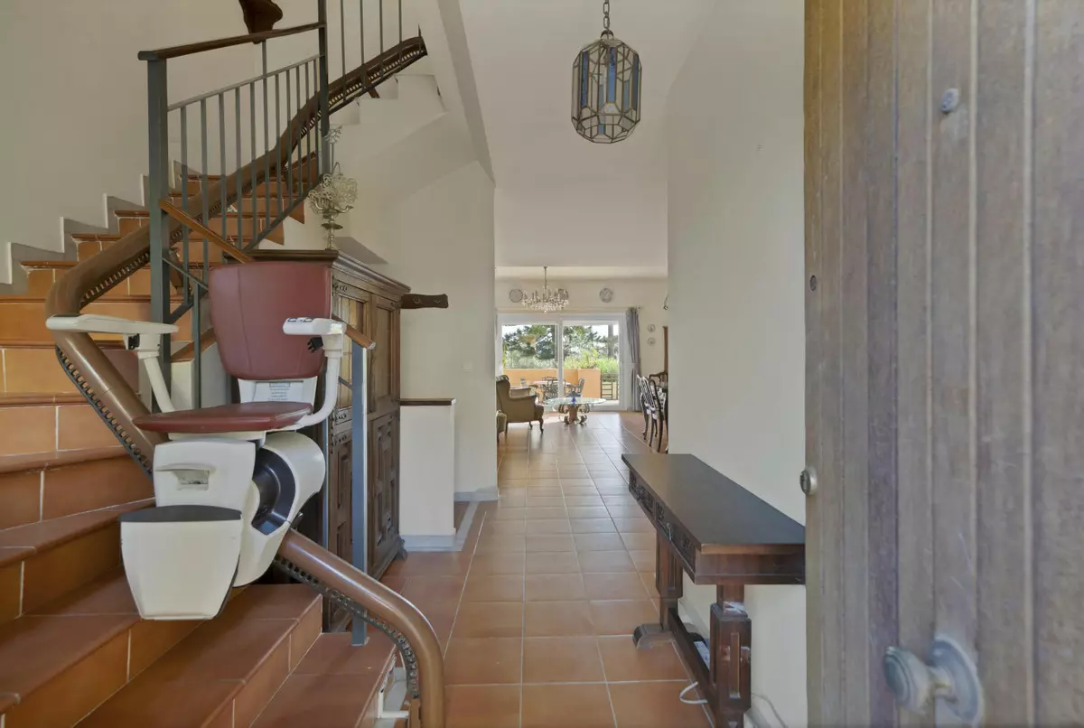 4-bedroom Town House In Estepona, Spain (235 M²)