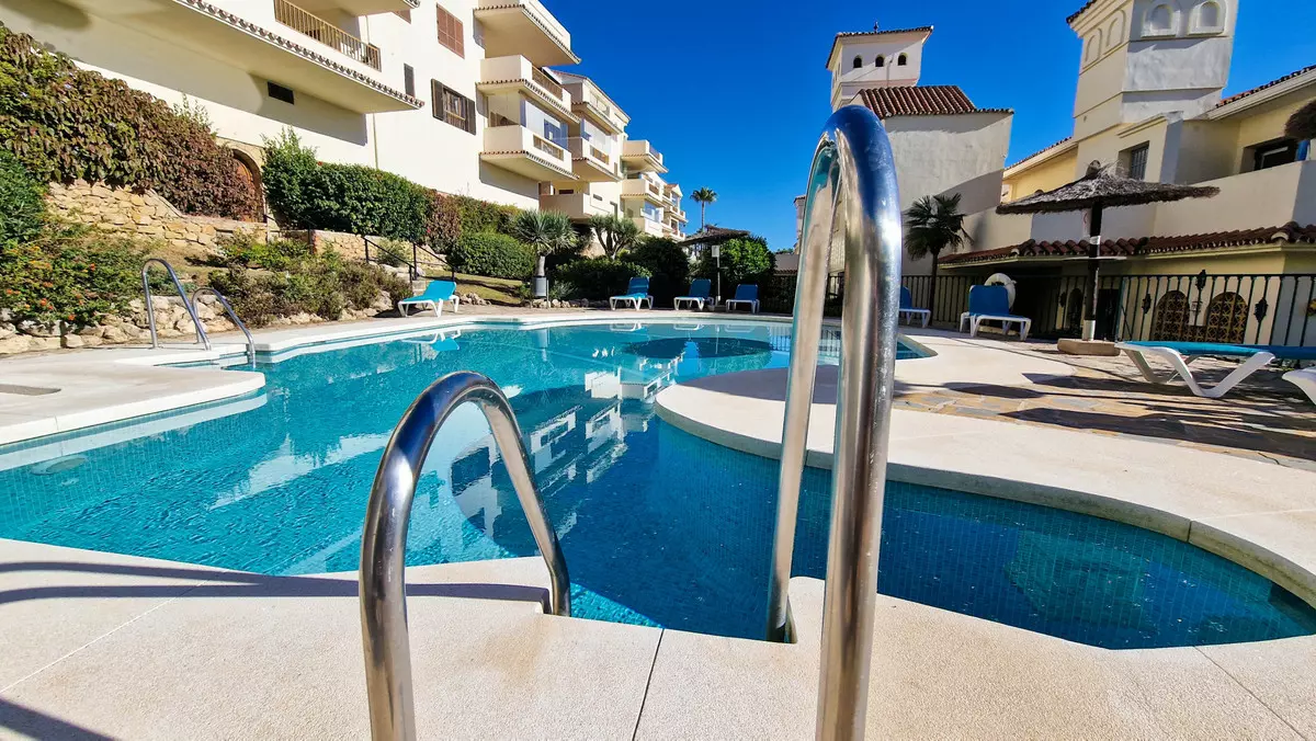2-bedroom Apartment In Manilva, Spain (144 M²)