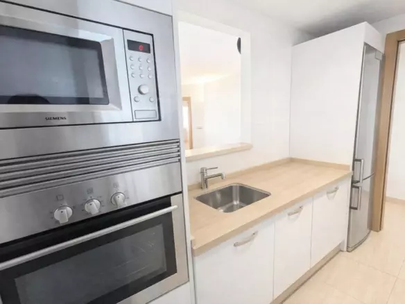 3-bedroom Apartment In Benalmádena, Spain (90 M²)