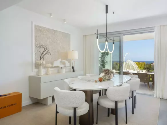 4-bedroom Town House In Estepona, Spain (194 M²)