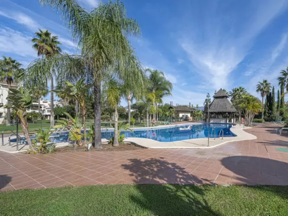 1-bedroom Apartment In Estepona, Spain (69 M²)