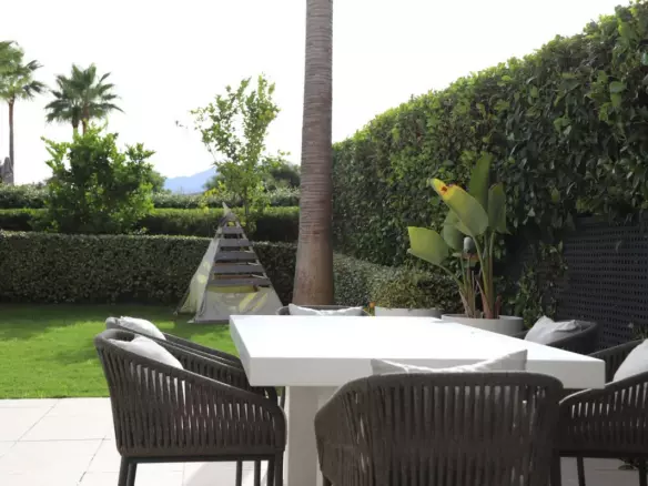 3-bedroom Apartment In Estepona, Spain (124 M²)