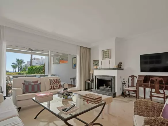 3-bedroom Apartment In Marbella, Spain (212 M²)