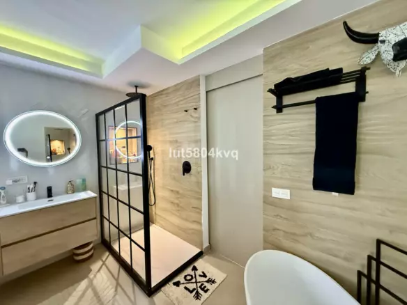 3-bedroom Apartment In Benahavis, Spain (150 M²)