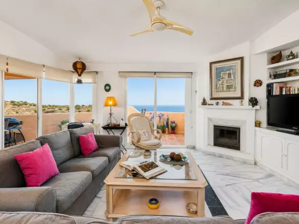 3-bedroom Apartment In Mijas, Spain (132 M²)