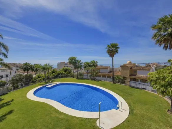 3-bedroom Apartment In Benalmádena, Spain (83 M²)