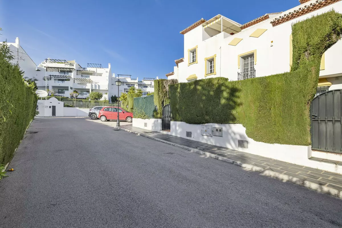 2-bedroom Town House In Estepona, Spain (107 M²)