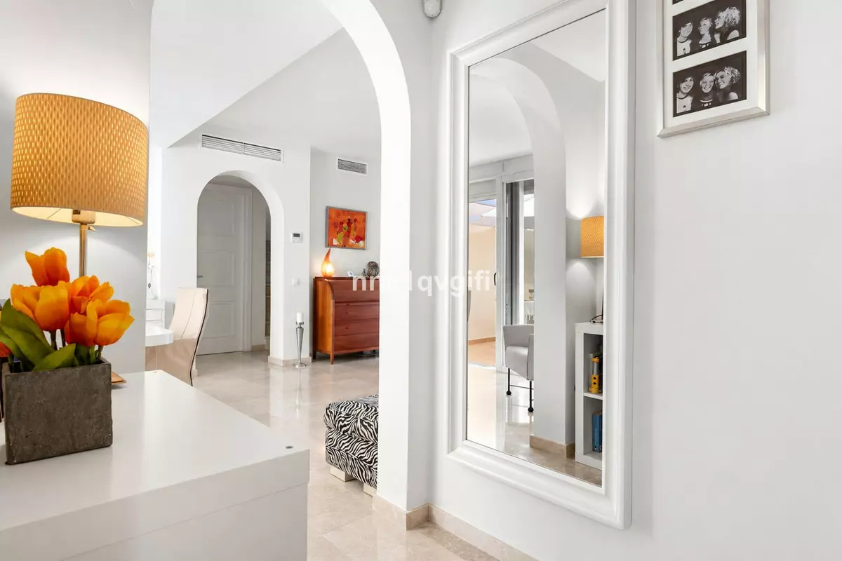 2-bedroom Apartment In Marbella, Spain (135 M²)
