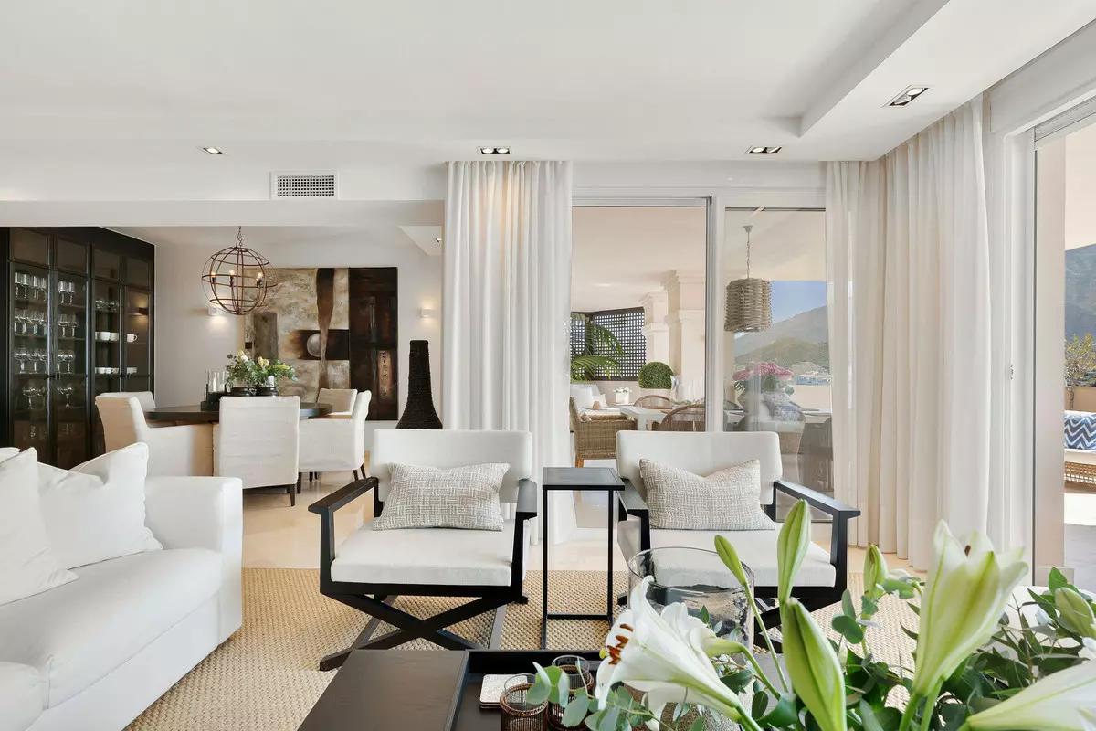 3-bedroom Apartment In Marbella, Spain (300 M²)