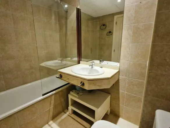 2-bedroom Apartment In Estepona, Spain (75 M²)