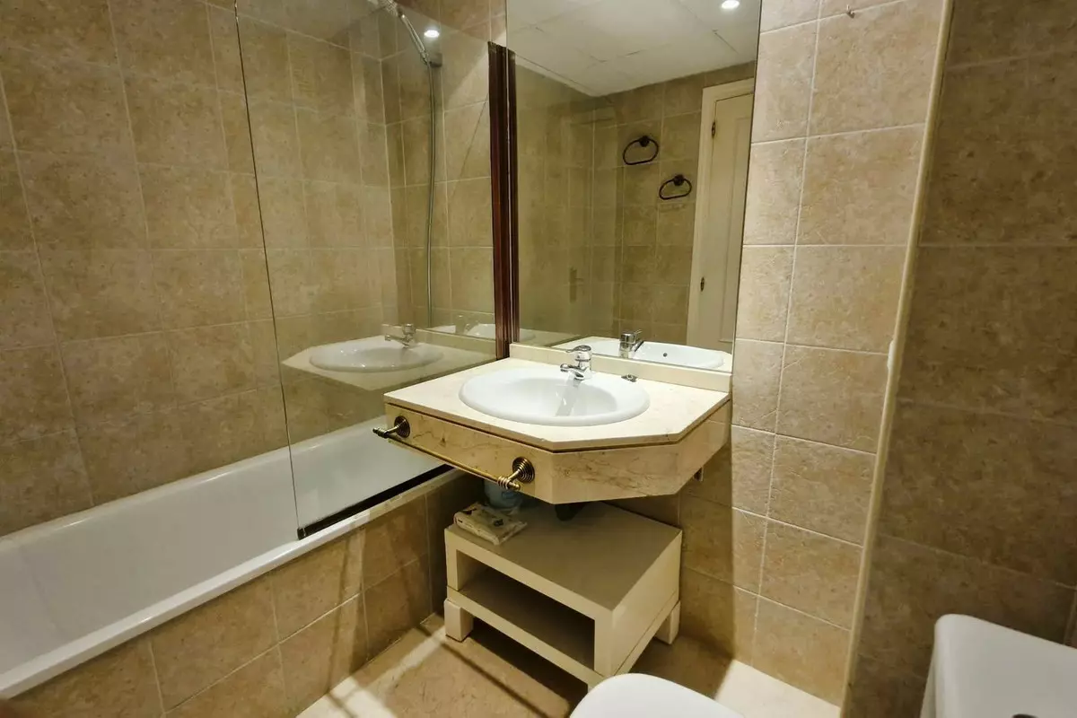 2-bedroom Apartment In Estepona, Spain (75 M²)
