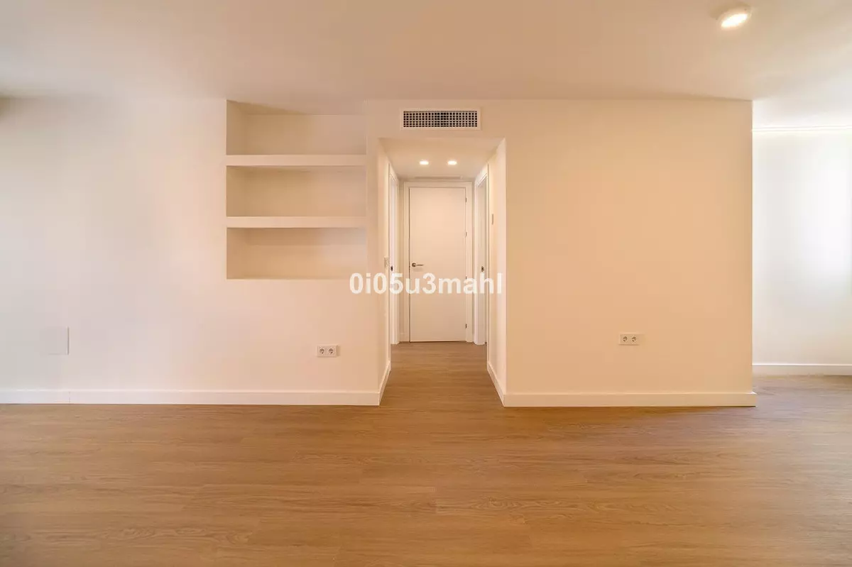 2-bedroom Apartment In Málaga, Spain (79 M²)