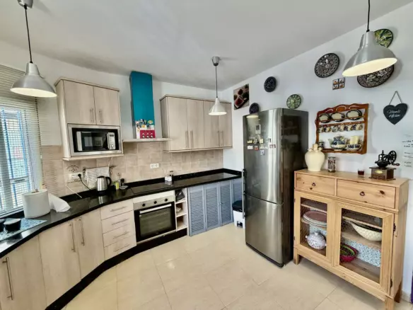 3-bedroom Villa In Benamargosa, Spain (140 M²)