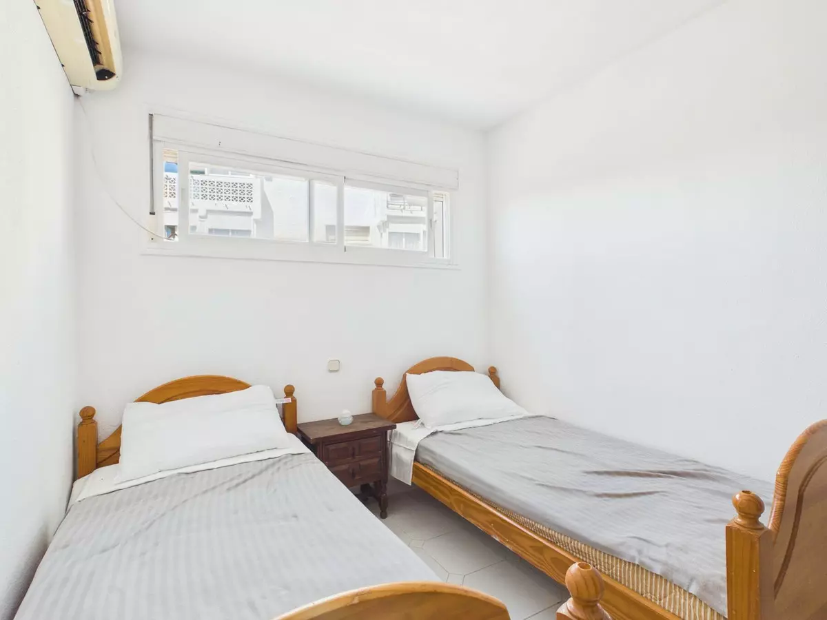 3-bedroom Apartment In Estepona, Spain (82 M²)