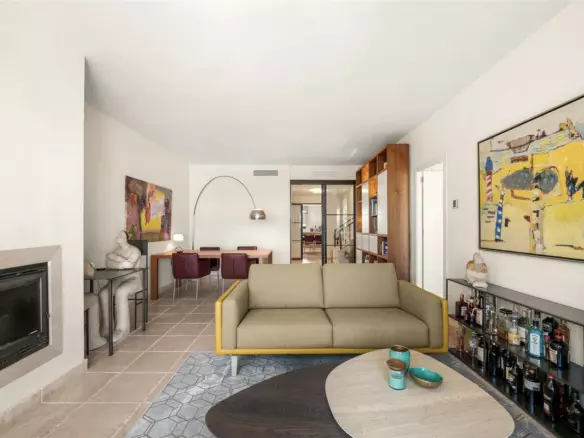 4-bedroom Apartment In Málaga, Spain (159 M²)