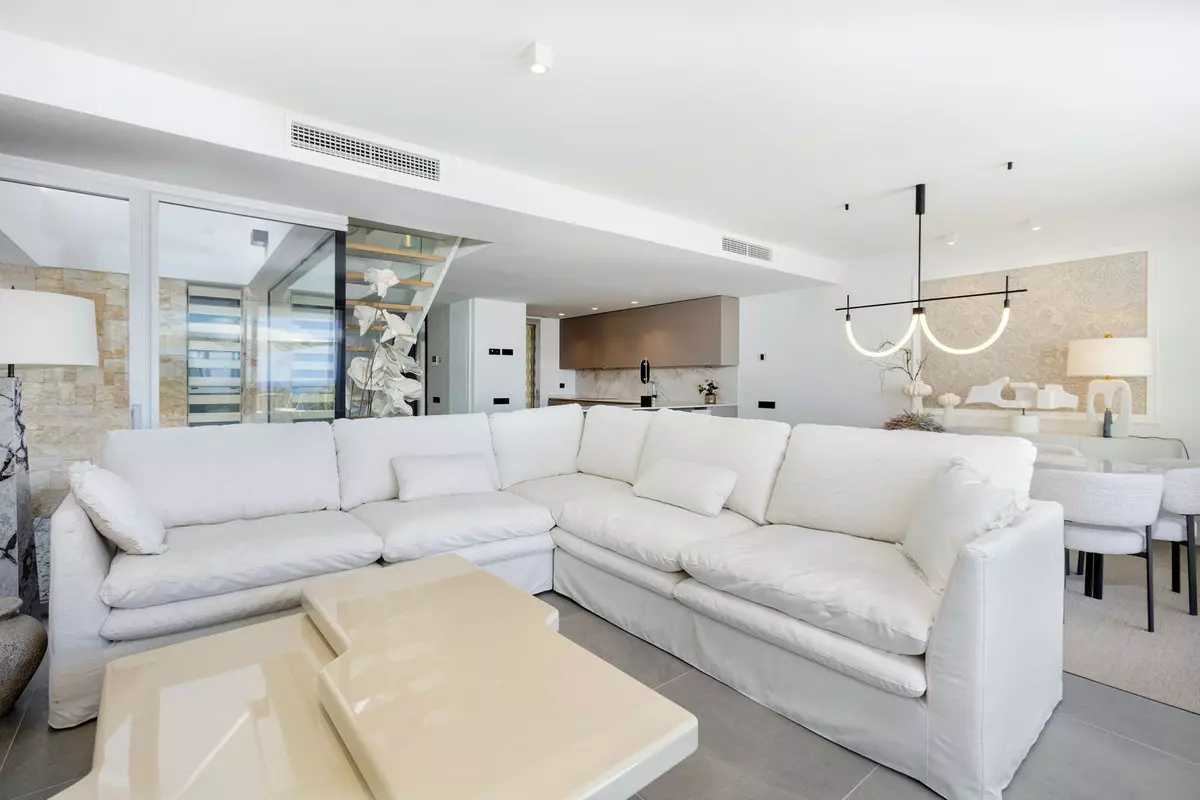 4-bedroom Town House In Estepona, Spain (194 M²)