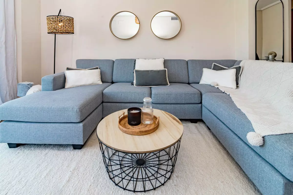 2-bedroom Apartment In Estepona, Spain (97 M²)