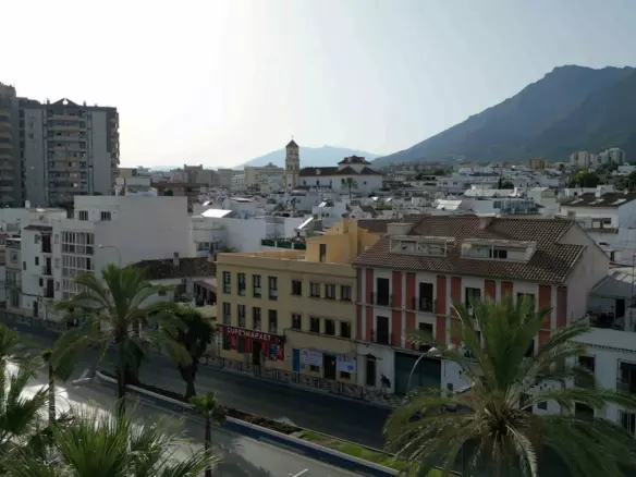 2-bedroom Apartment In Marbella, Spain (203 M²)