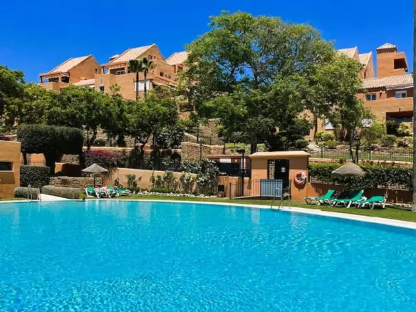 2-bedroom Apartment In Marbella, Spain (121 M²)