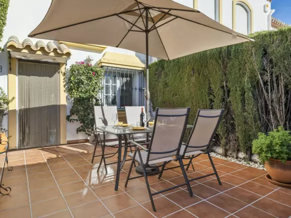 2-bedroom Town House In Estepona, Spain (107 M²)
