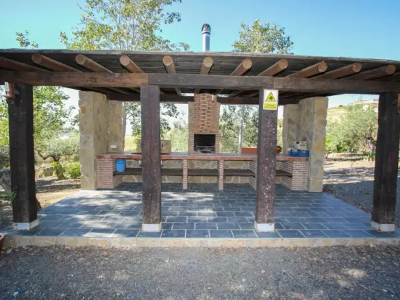 3-bedroom Villa In Pizarra, Spain (123 M²)