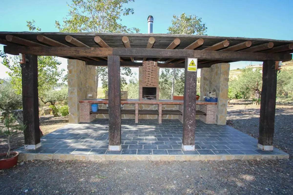 3-bedroom Villa In Pizarra, Spain (123 M²)