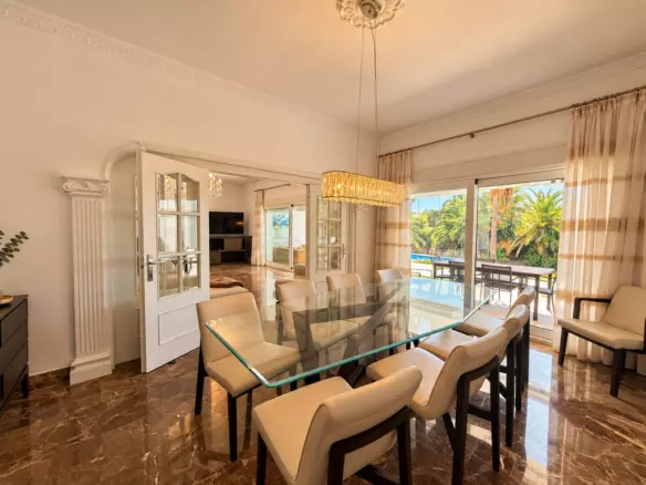 5-bedroom Villa In Estepona, Spain (388 M²)