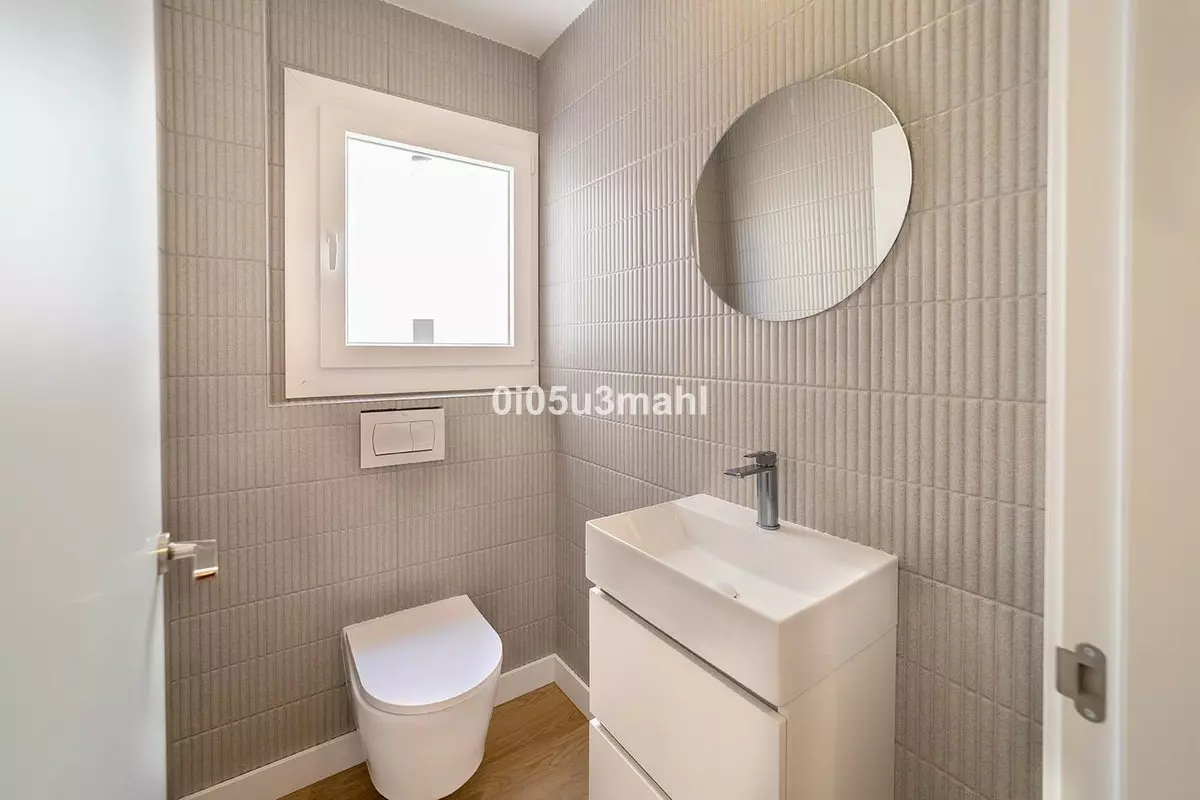 2-bedroom Apartment In Málaga, Spain (79 M²)