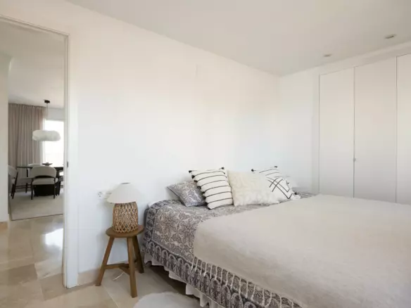 3-bedroom Apartment In Estepona, Spain (141 M²)
