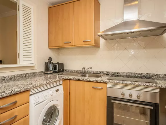 2-bedroom Apartment In Marbella, Spain (92 M²)