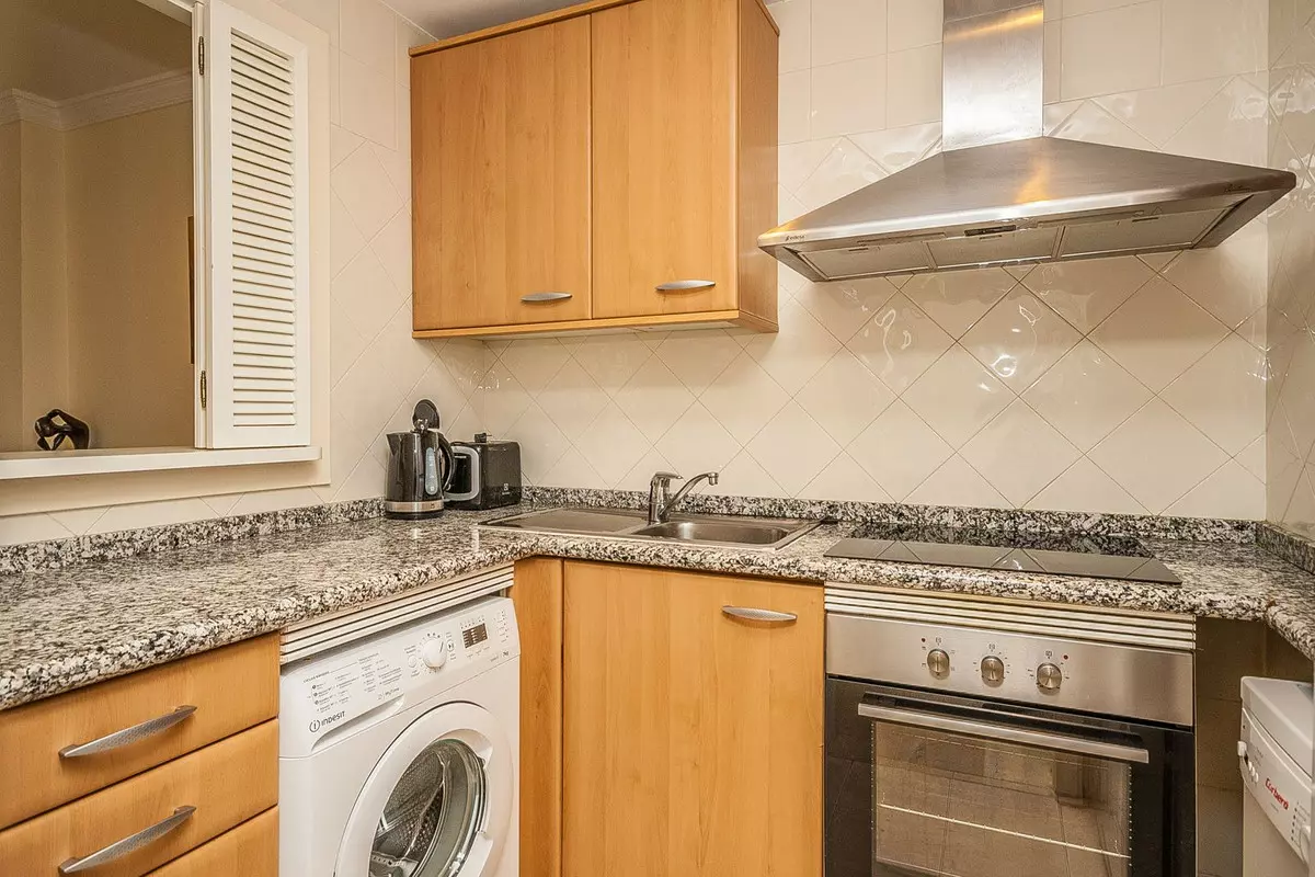 2-bedroom Apartment In Marbella, Spain (92 M²)