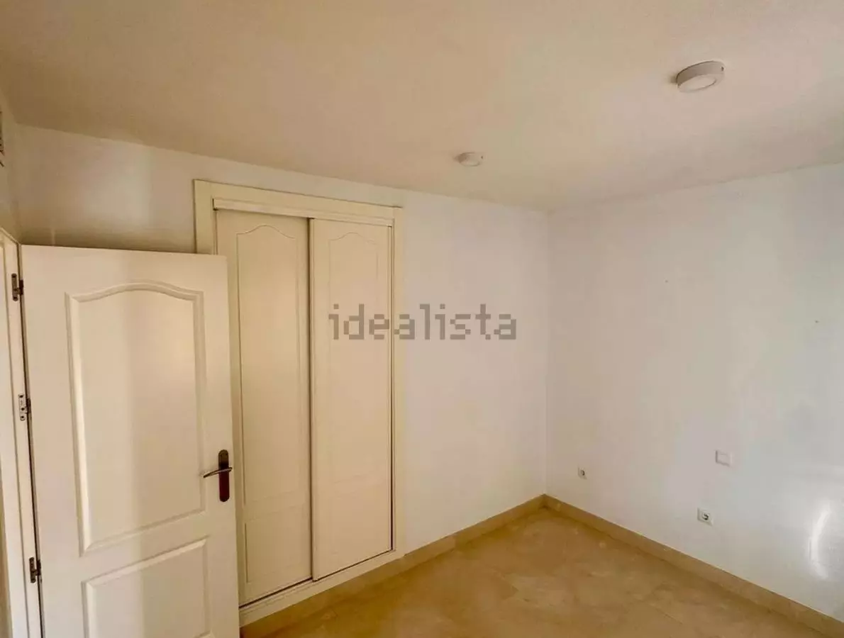 2-bedroom Apartment In Benalmádena, Spain (80 M²)