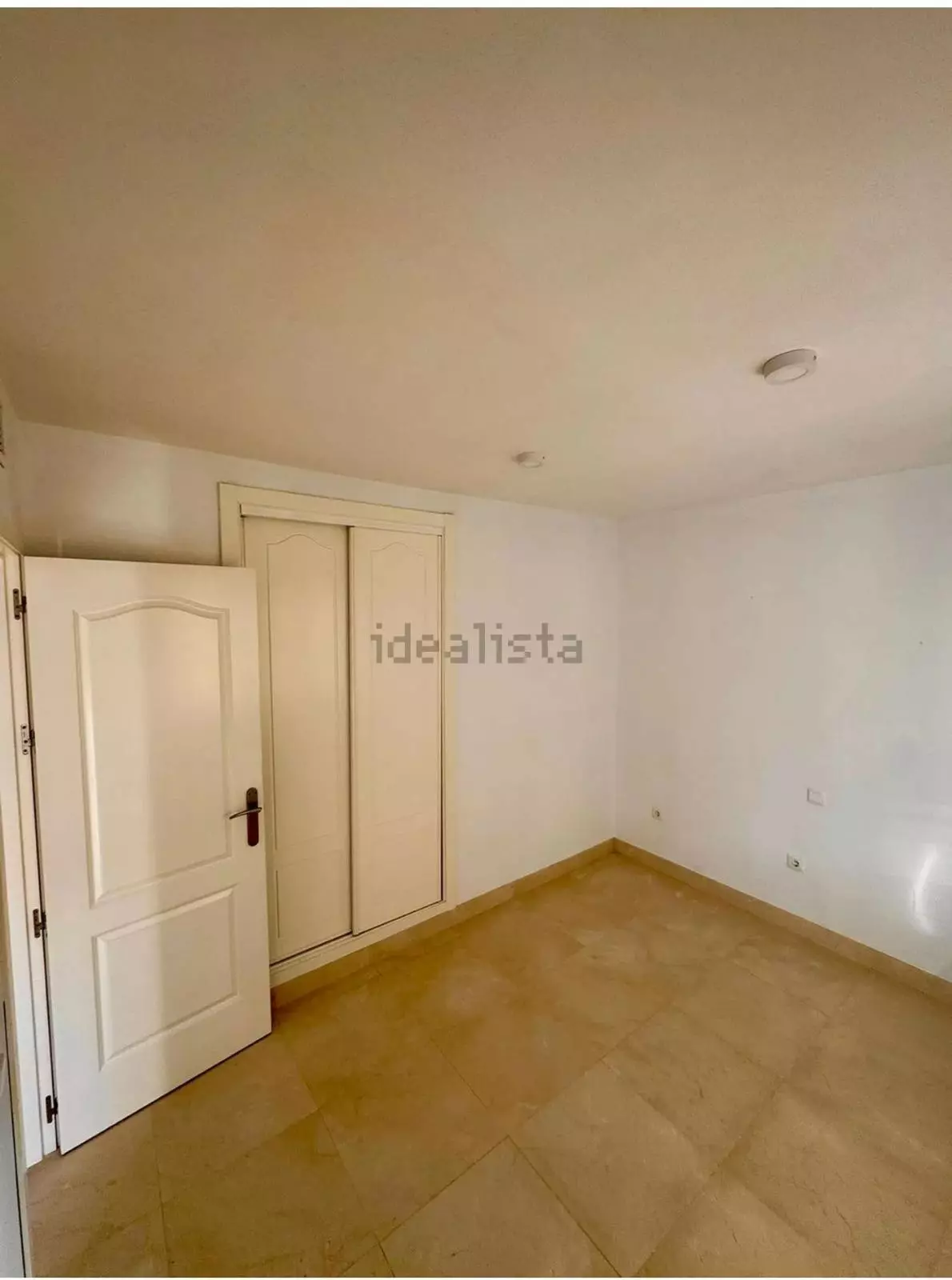 2-bedroom Apartment In Benalmádena, Spain (80 M²)
