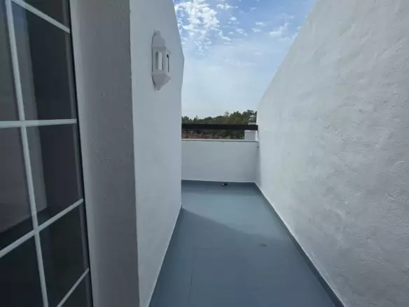 3-bedroom Town House In Marbella, Spain (317 M²)