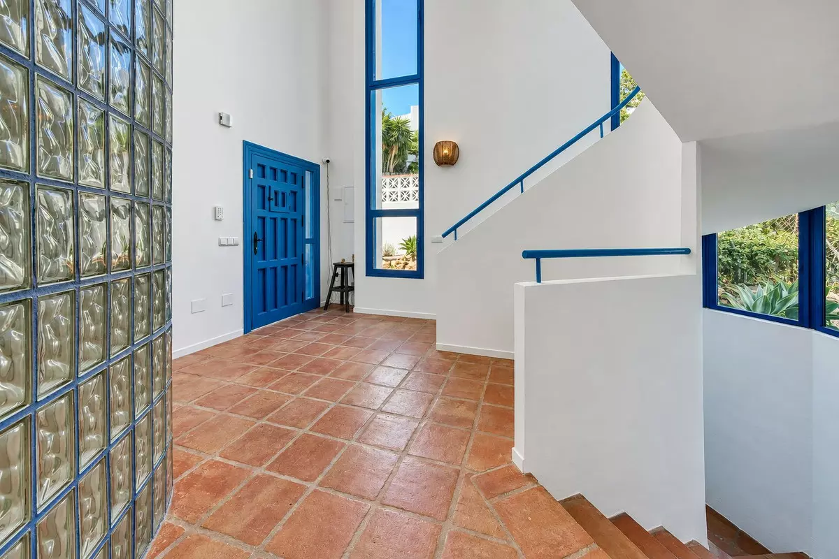 4-bedroom Villa In Mijas, Spain (326 M²)