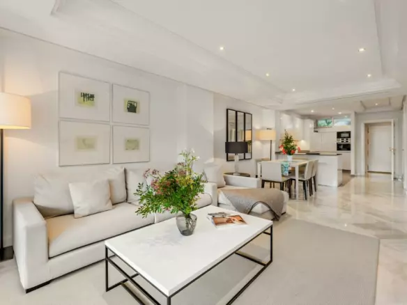 2-bedroom Apartment In Marbella, Spain (127 M²)