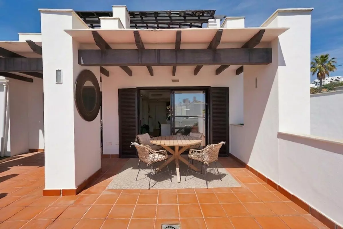 2-bedroom Apartment In Casares, Spain (80 M²)