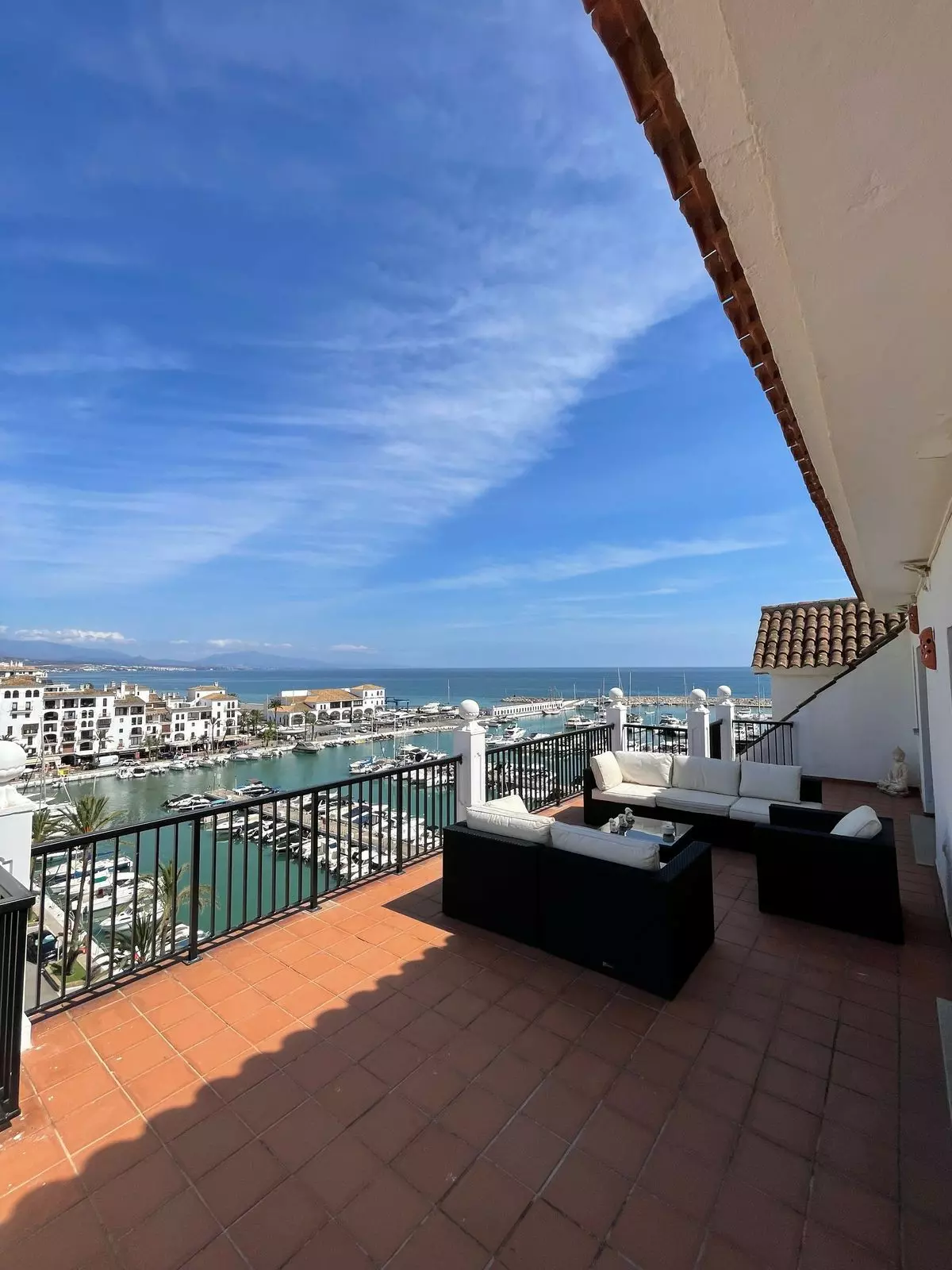 3-bedroom Apartment In Manilva, Spain (150 M²)