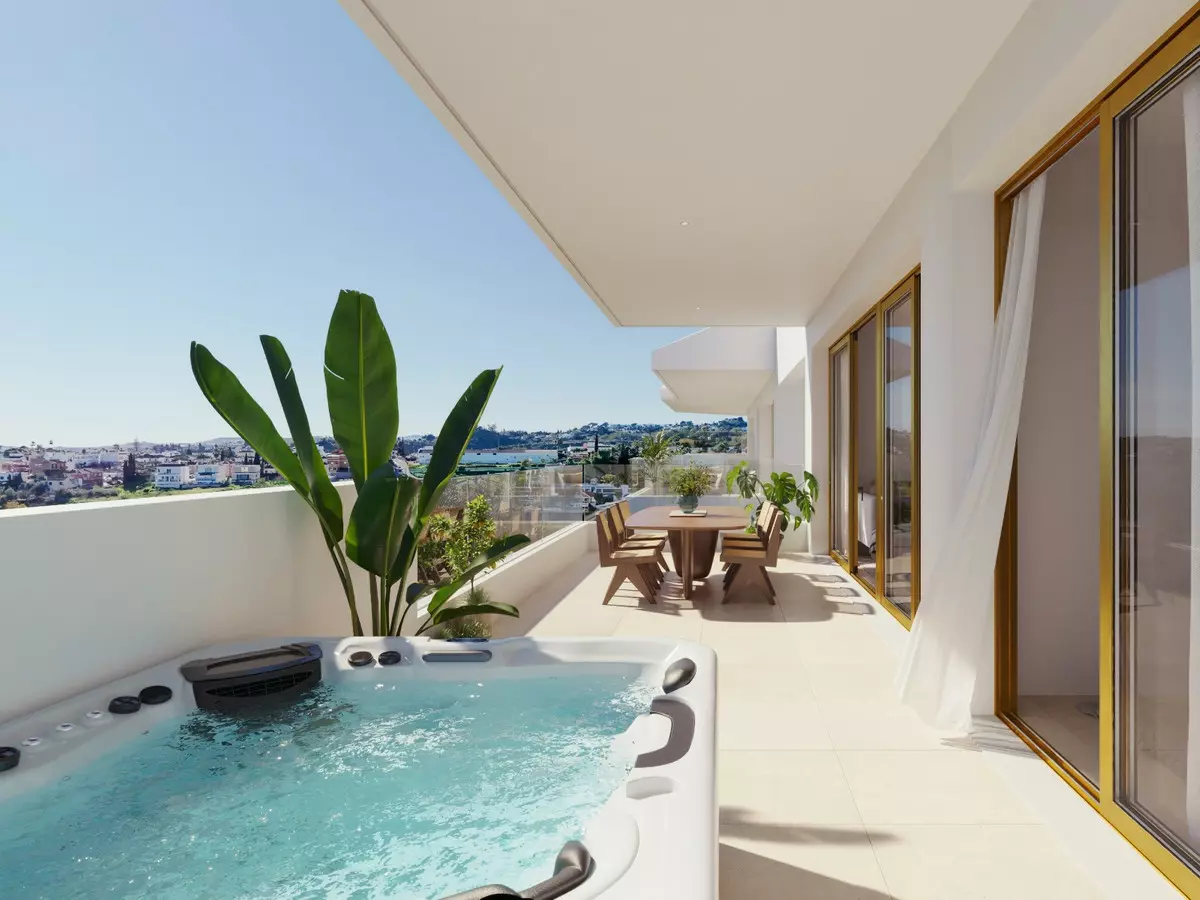2-bedroom Apartment In Fuengirola, Spain (103 M²)